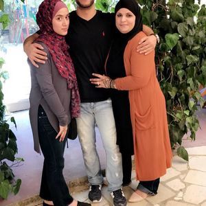 Meet your Posher, Wafa